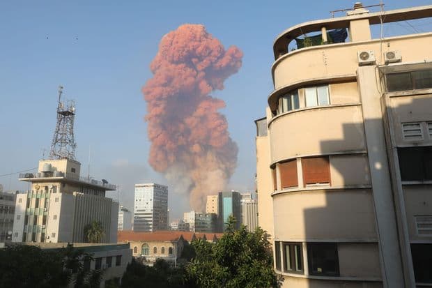 Shpërthim masiv në Bejrut, konfirmohen 30 viktima, mbi 3000 të plagosur (VIDEO)