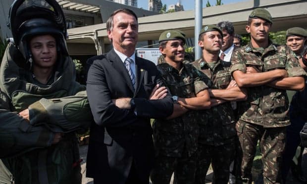 Brazil /Jair Bolsonaro zotohet të qeverisë me "autoritet dhe jo autoritarizëm"