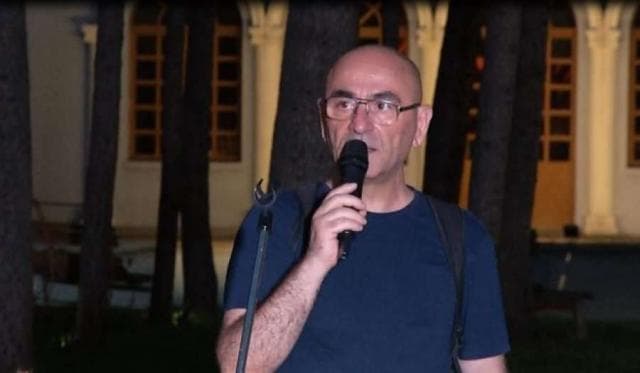 Budina: Shembën muret, por simboli mbetet. Ne nuk tërhiqemi (VIDEO)