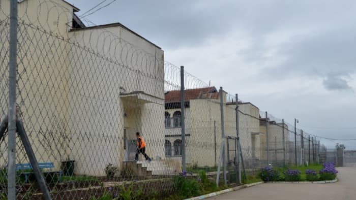 Ministrja Gjonaj emëron 13 drejtorët e rinj të burgjeve në vend