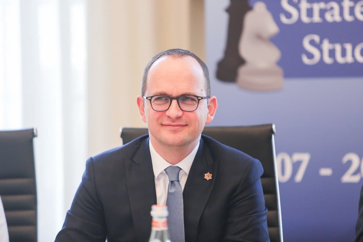 Ministri Bushati: Është koha e duhur që BE të hapë dyert për Ballkanin Perëndimor