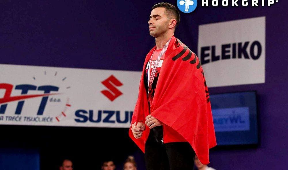 Briken Calja sfumon skandalin e dopingut, siguron 3 medalje ari në Europianin e Peshëngritjes