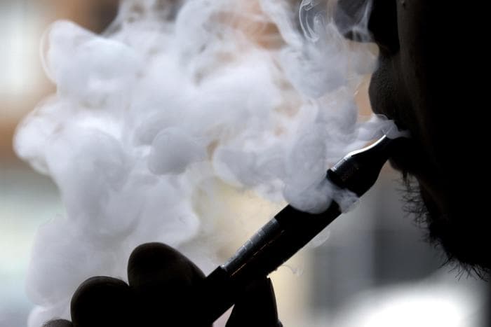 Cigarja elektronike, zbulohet shkaku i vdekjes së përdoruesve