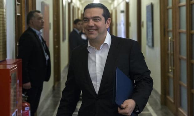 Greqia hedh pas krizën dhe rrit pagën minimale, Alexis Tsipras: Do të stimulojë ekonominë