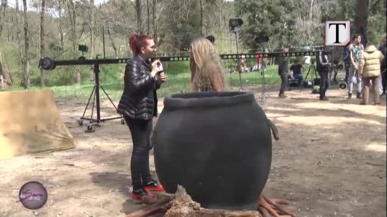 da'Sara /Në backstage me Ronela Hajati (VIDEO)