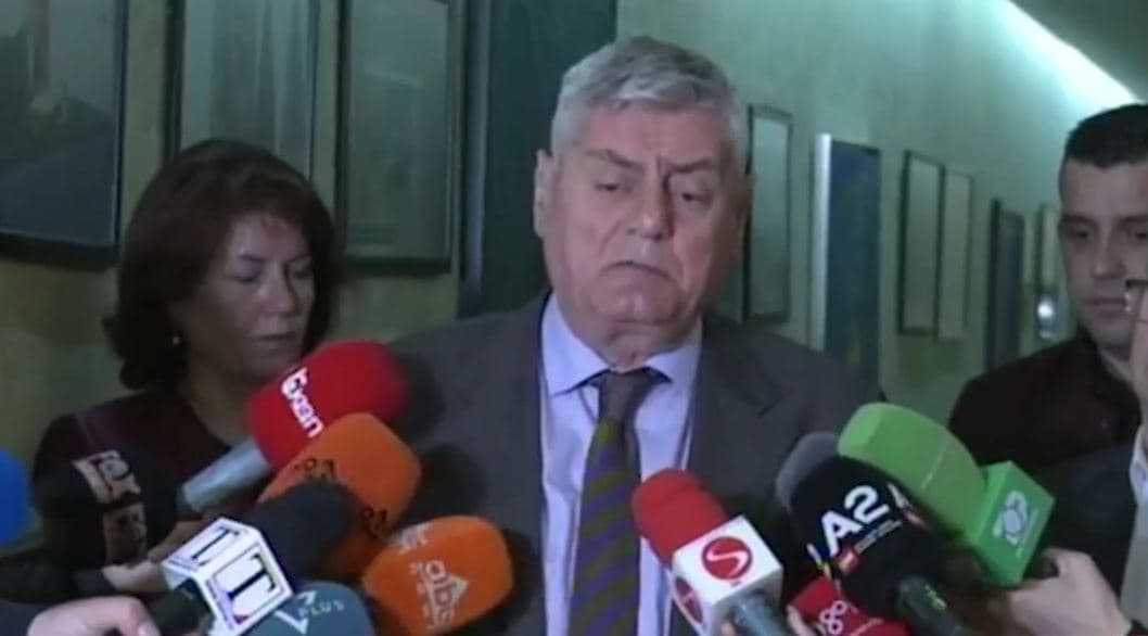 Shehi: I kemi shpallur luftë Rilindjes. Pas partisë së Patozit qëndron qeveria