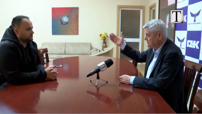 Aleatët e vegjël nxisin Bashën për tryezë dialogu me Ramën (VIDEO)