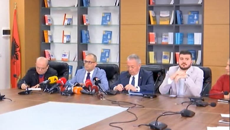 Shahini pezullon Konin dhe komandon rektorin e ri/ Dekanët njëzëri: Vendim i duhur