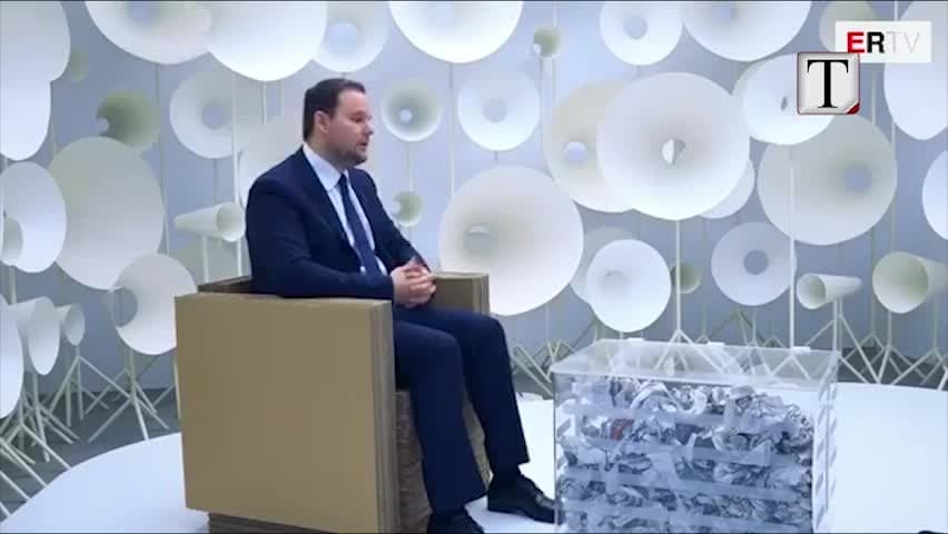 Akuzat për plagjiaturë, dorëhiqet zv.ministri i Arsimit (VIDEO)