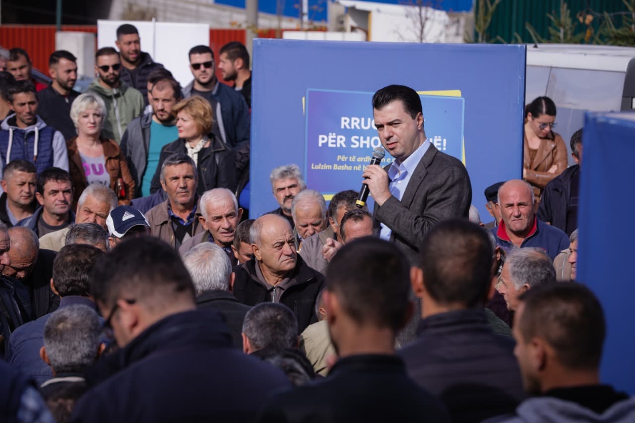    Basha me fermerët në Devoll: Synojmë zerim të kostos së prodhimit (VIDEO)