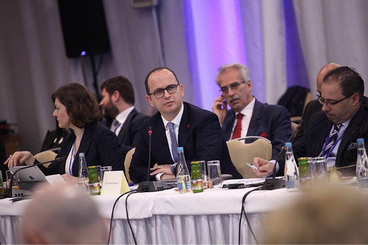 Bushati në Sarajevë: Moment i favorshëm për zgjerimin