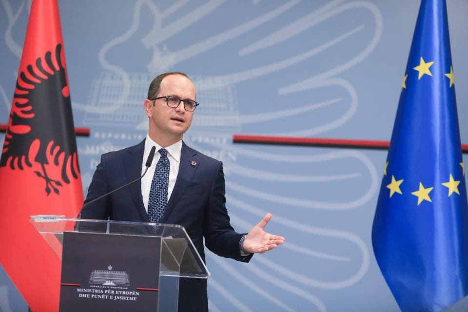 Bushati reagon pas deklaratës së Bashës: Opozita s’ka gjetur kohën e mjaftueshme të lexojë vendimin