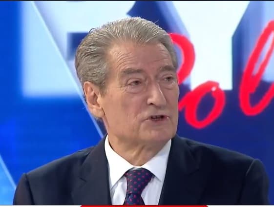 Berisha: Agron Xhafaj nuk është dënuar vetëm në Itali