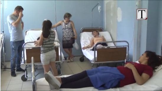 Durrës, helmohen punonjëset e një rrobaqepësie (VIDEO)