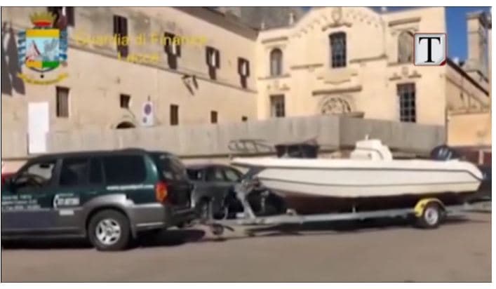 Itali, sekuestrohet gjysmë ton drogë, dyshime se mbërriti nga Shqipëria (VIDEO) 