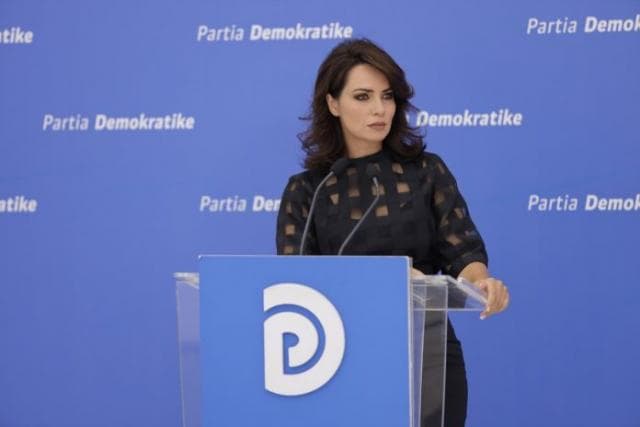 Rihapja e shkollave/ Duma: Qeveria ngelëse, asnjë plan për shëndetin e fëmijëve