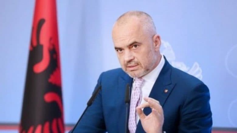 Kryeministri: Në Berat iu hoqëm 700 familjeve ndihmën ekonomike (VIDEO)