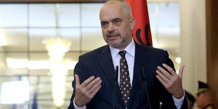 Rama citon Hafiz Ali Korçën: Feja myslimane thotë mos kurse asgjë për Atdheun