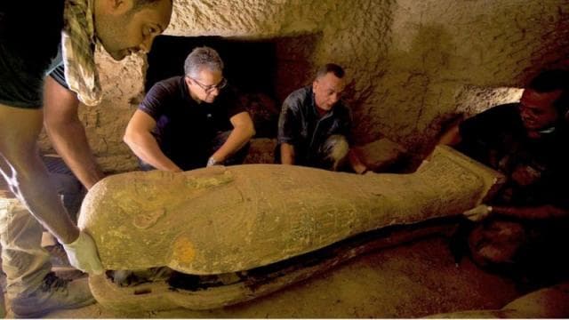 Gjenden 27 sarkofagë 2 500 vjeçarë në Egjipt