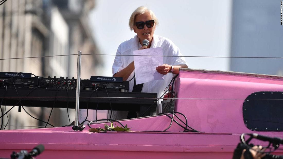 Aktorja Emma Thompson i bashkohet protestës në Londër