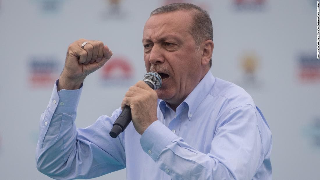 Nuk ka surpriza në Turqi/ Erdogan fiton mandatin e dytë: I dhamë botës një leksion demokracie (VIDEO)
