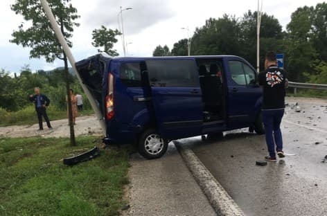 Kthehej nga Festivali Kala, DJ amerikane plagoset në aksident pranë Rinasit