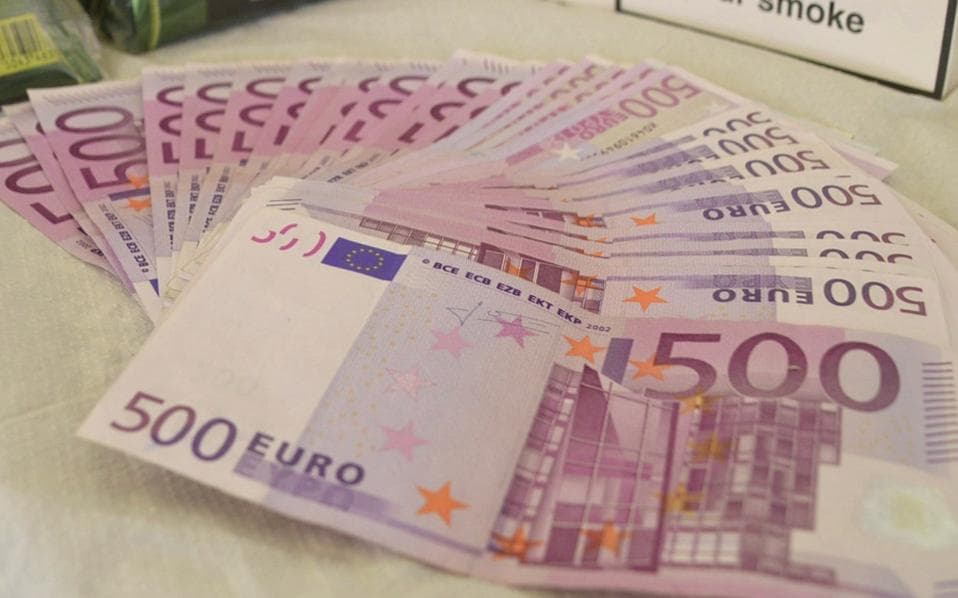 Vinte nga Moska, izraelitit i bllokohen në Rinas 250 mijë euro kesh