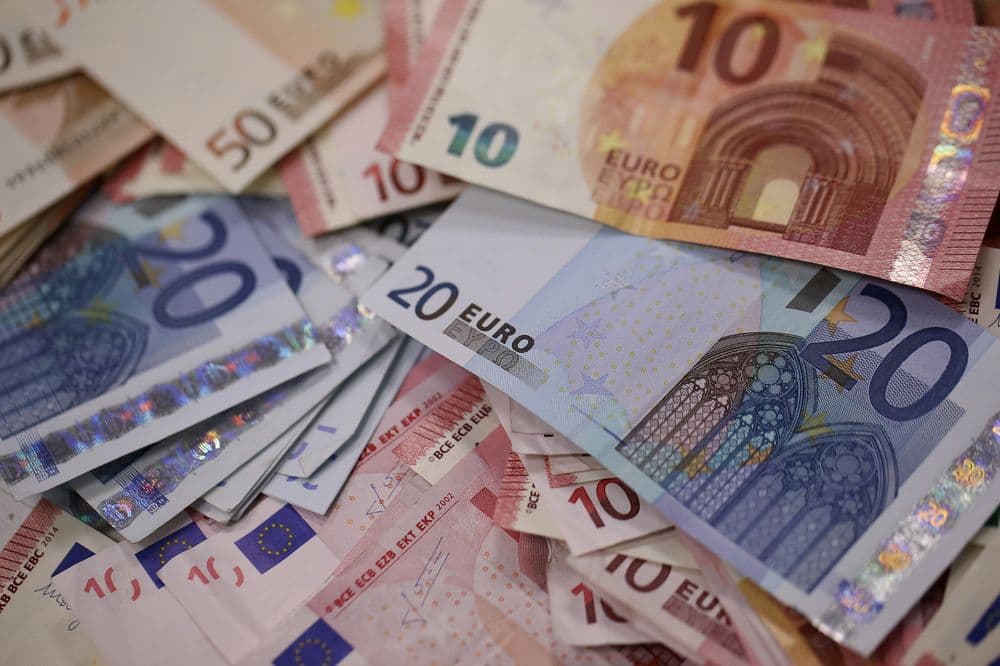 Paratë e pista, nga Italia “fluturojnë” 2.4 miliardë euro në vit (VIDEO)