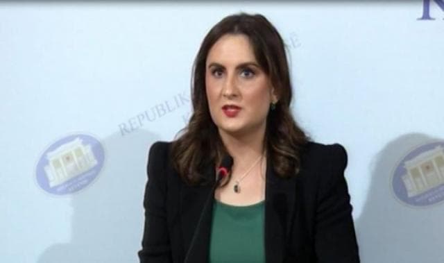 Fatjona Dhimitri shkarkohet nga Komisioni i Edukimit, posti i besohet Ramazan Gjuzit