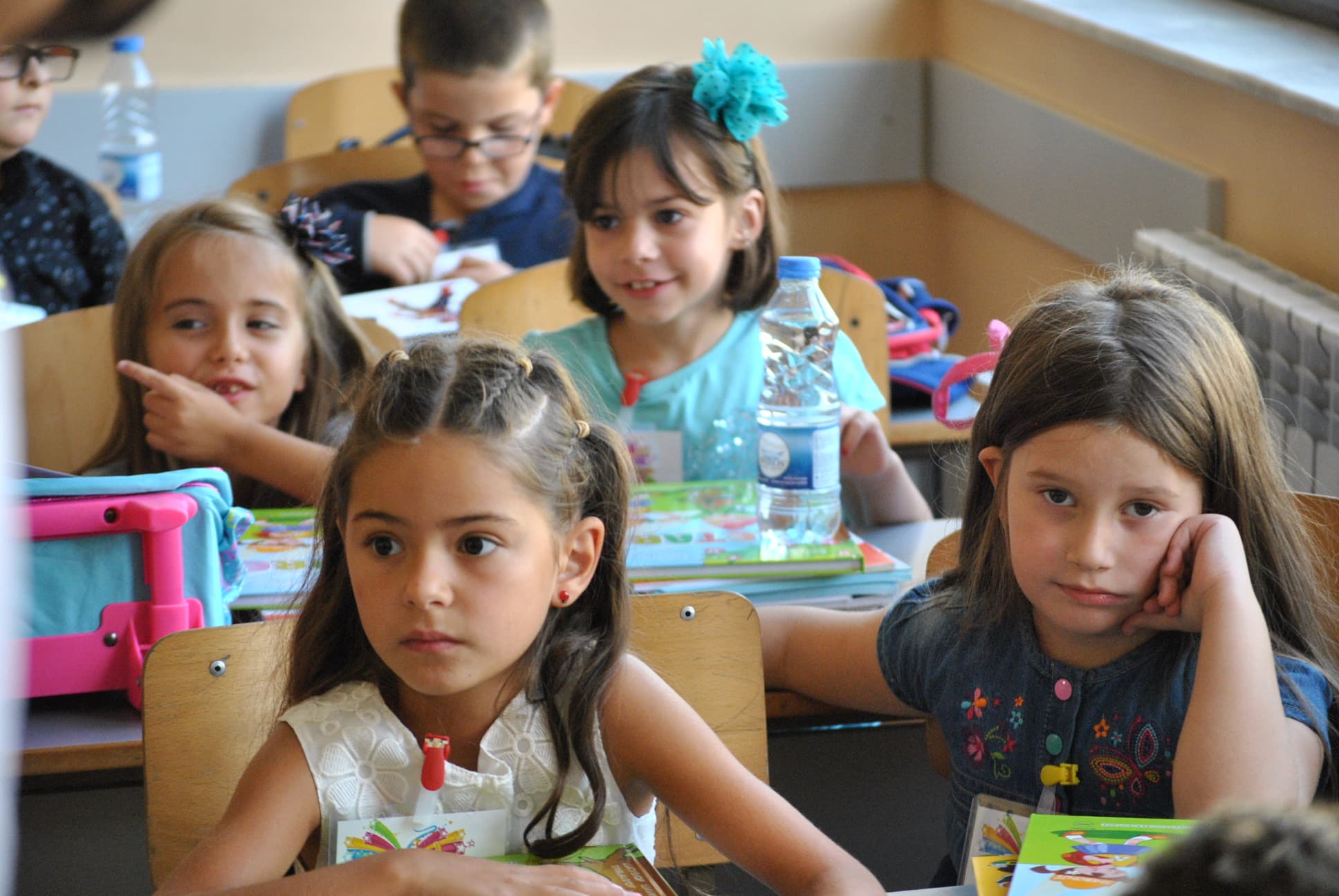 Në Kosovë nis viti i ri shkollor