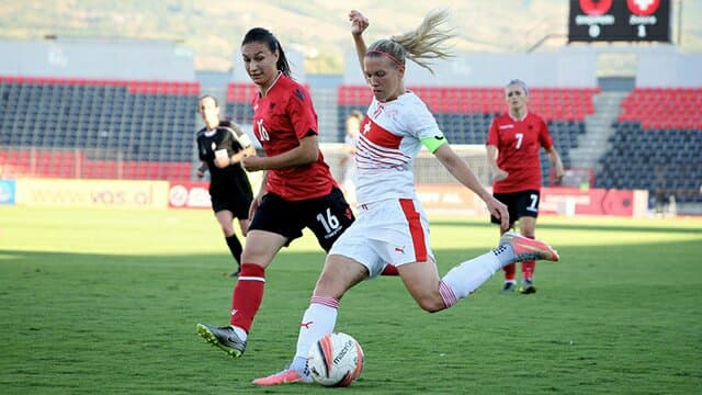 Botërori i femrave në futboll (VIDEO)