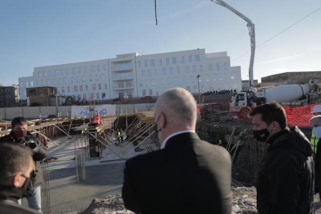 Rama në zonën e 5 Majit: Të punohet me 3 turne për rindërtimin