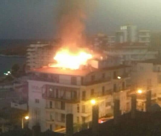 Bie zjarr në një hotel në Sarandë, shkak një shkëndijë elektrike