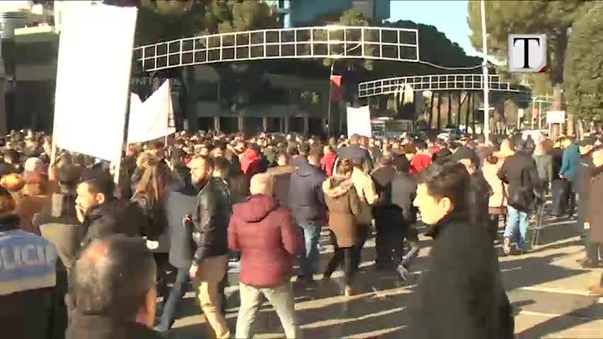 Drejtësi për Florencin, protestë te kryeministria (VIDEO)