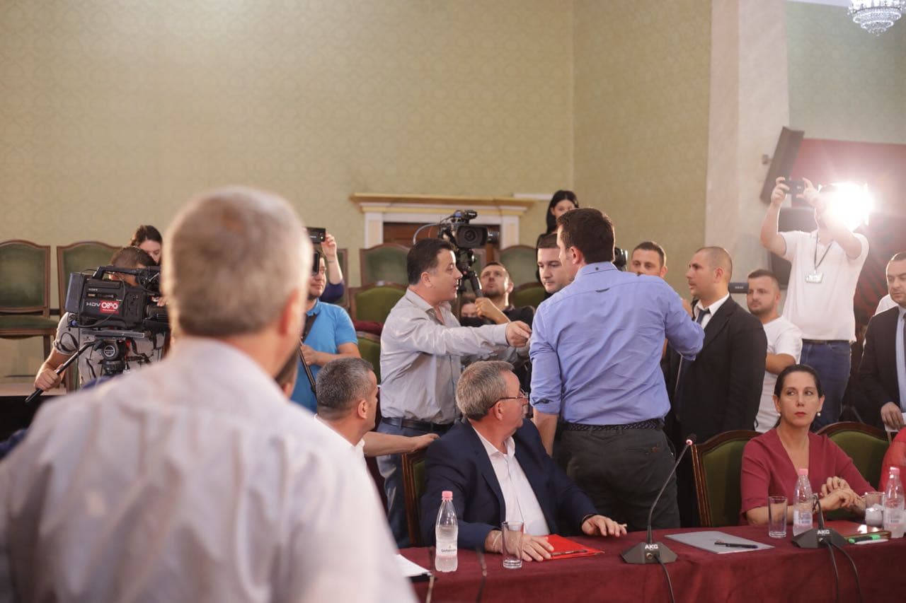 Komisioni i Medias/ Teatri përplas PD-në me kryebashkiakun e Tiranës (VIDEO)