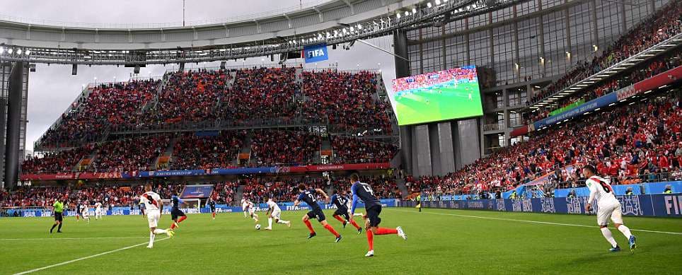 Mbappe eliminon Perunë, “Gjelat” kalojnë në fazën tjetër të Botërorit (VIDEO)