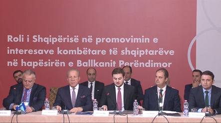 Cakaj propozon unifikim të politikës së jashtme Kosovë-Shqipëri
