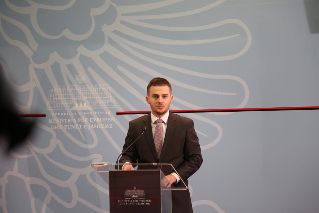 Cakaj u heq targat CD 38 konsujve të nderit (VIDEO)