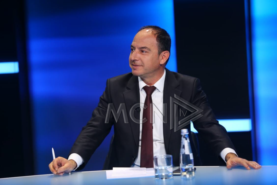 A duhet të kishte opozita retorikë më të ashpër?