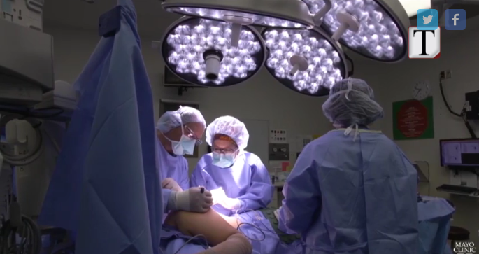 Zëvendësimi i hormoneve dyfishon rrezikun e kancerit në gji (VIDEO)