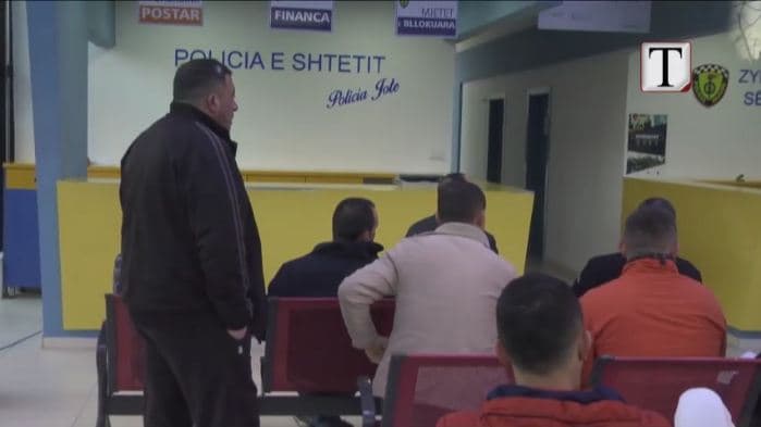 Qytetarët, “peng” të komisioneve nga Policia Rrugore (VIDEO)