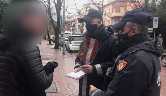 Thyen rregullat anti-Covid, ndëshkohen me gjobë 427 qytetarë