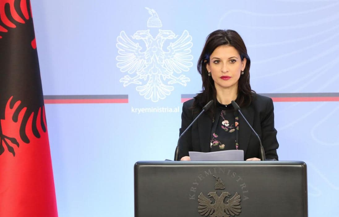 Shkarkimi i Fatos Lulo, reagon ministrja Gjonaj: Garanci për ecurinë e Vettingut