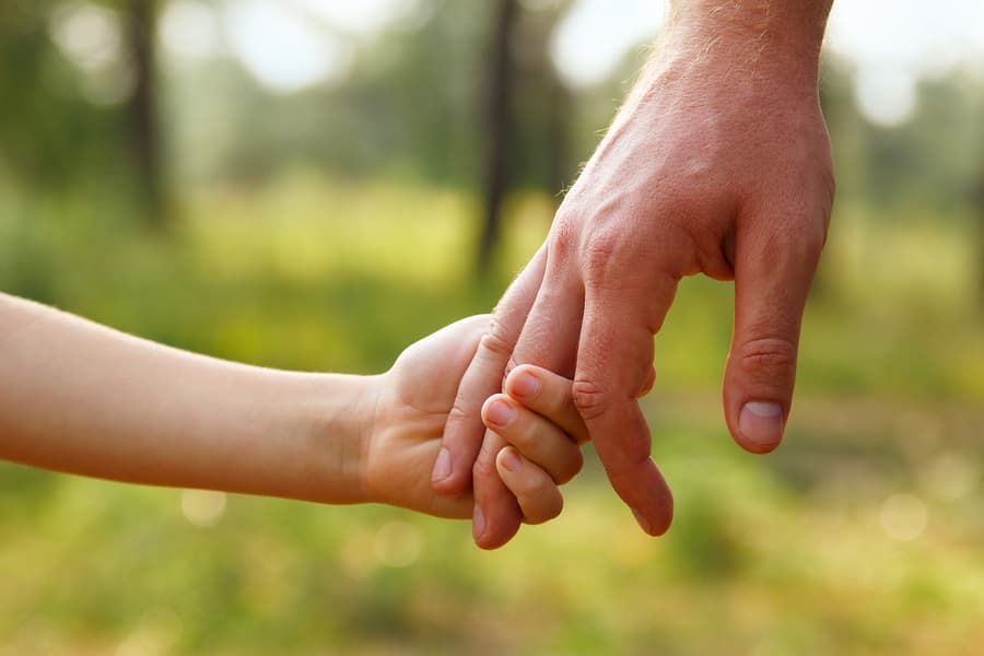 12 këshilla për të qenë një prind i mirë (VIDEO)