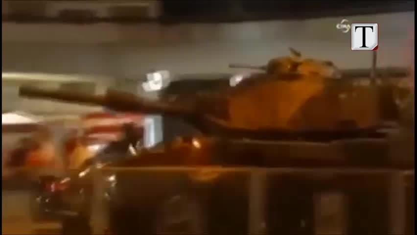 Greqia i jep azil pilotit turk që u arratis me helikopter (VIDEO)