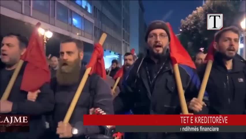 Greqi, protesta masive pasi qeveria miraton kushtet e kreditorëve (VIDEO)
