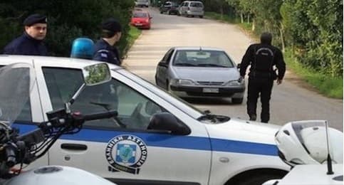 Sherr mes të rinjve shqiptarë në Athinë, vritet 23-vjeçari