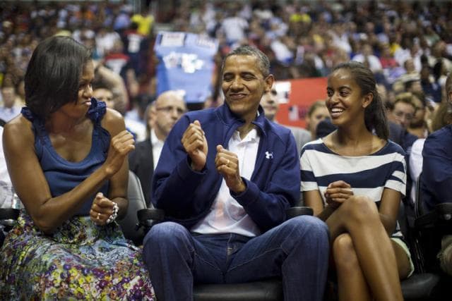  Barack Obama publikon listën e këngëve të preferuara, mes tyre dhe kenga e Dua Lipa