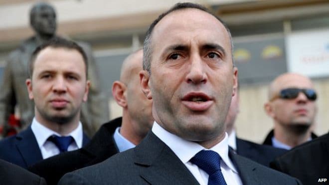 Haradinaj nuk tërhiqet: Taksa mbetet kusht për njohjen nga Serbia (VIDEO)
