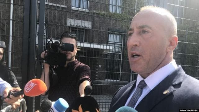 Akuzat për krime lufte ndaj Thaçit dhe Veselit, reagon Haradinaj: UÇK ka bërë një luftë të pastër